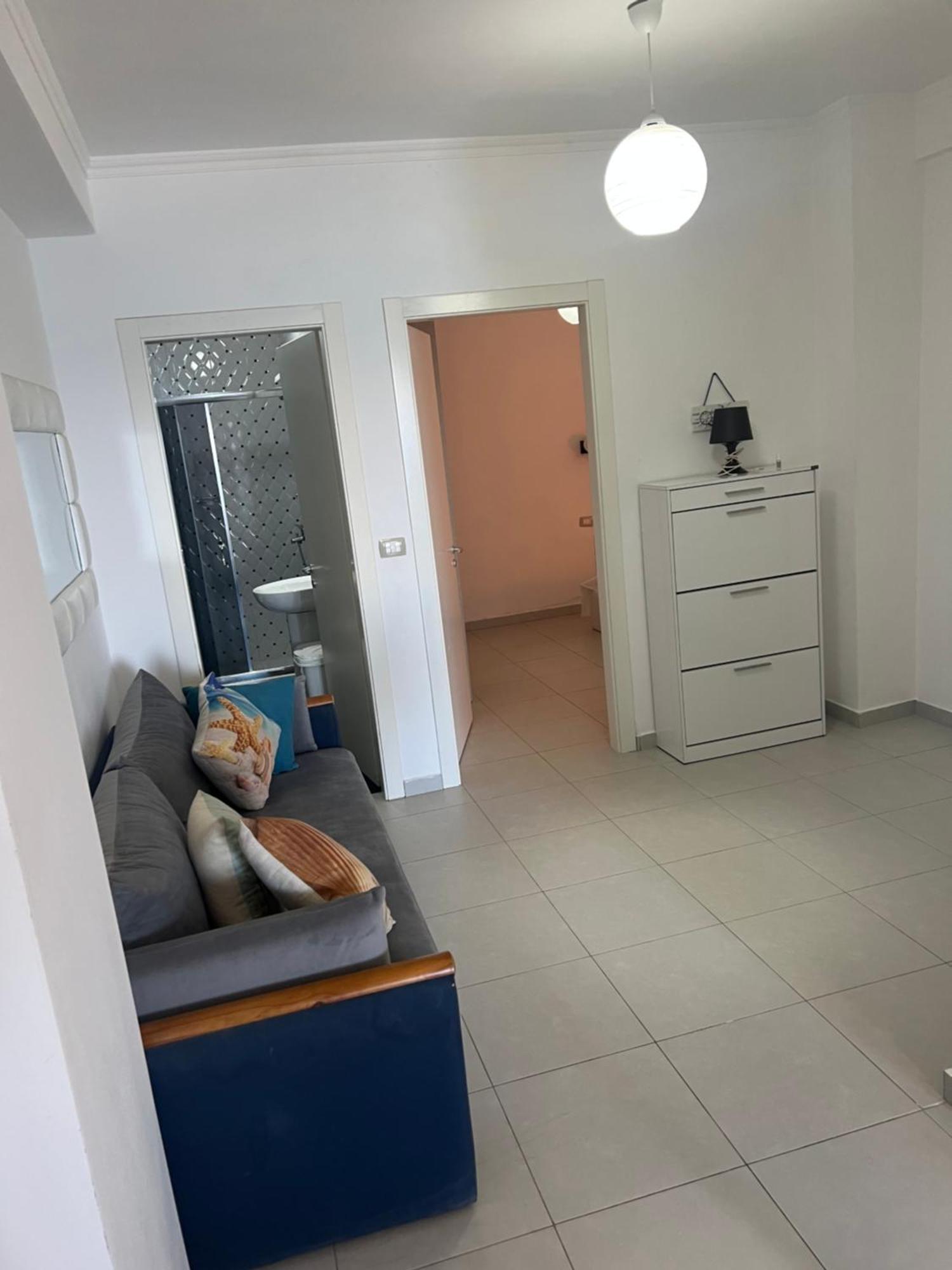 Sea View Apartment! Vlorë Exterior foto
